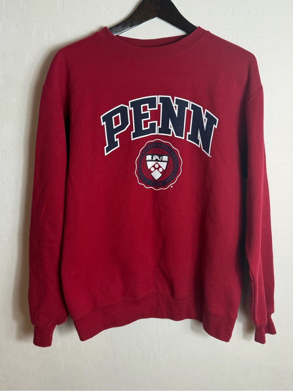 Penn Swearshirt Size medium